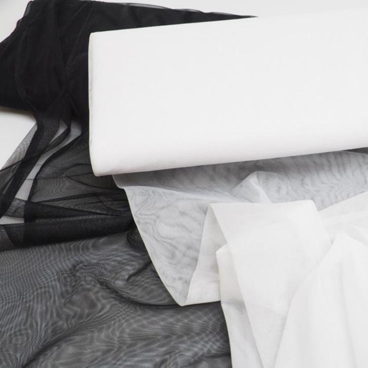 5 meter extra fijn tule wit + 5 meter zwart, Hobby en Vrije tijd, Stoffen en Lappen, Nieuw, Polyester, 120 cm of meer, 30 tot 200 cm