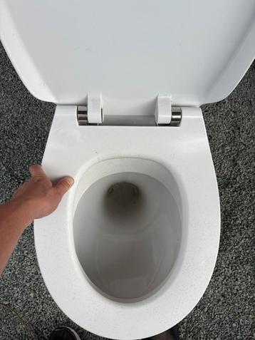 Toilet beschikbaar voor biedingen