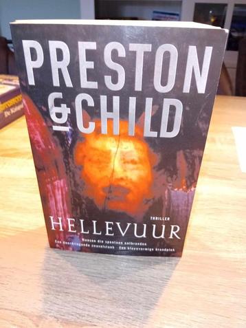 Boek : Preston & Child - Hellevuur  beschikbaar voor biedingen