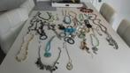 sierraden, Handtassen en Accessoires, Ophalen, Beige, Met hanger, Nieuw