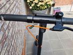 Electriche step, Fietsen en Brommers, Steps, Ophalen, Zo goed als nieuw