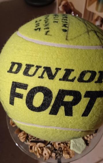 GEHANDTEKENDE tennisbal DUNLOP FORT