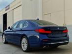 📍BMW 530e /XDRIVE/MODEL 2021/LUCHTVERING/GARANTIE, Auto's, Automaat, 4 cilinders, 2000 kg, Blauw