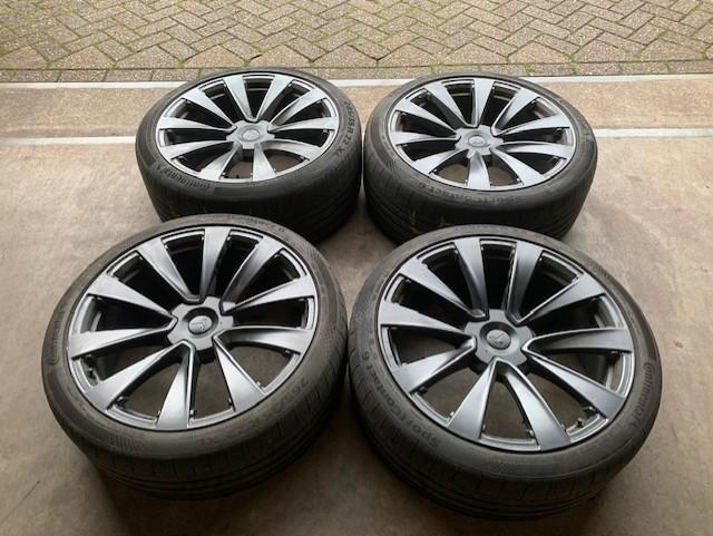 JANTES À  TESLA MODEL X + PNEUS CONTI 285 35 R22 + TPMS, Autos : Pièces & Accessoires, Suspension & Châssis, Pièces américaines