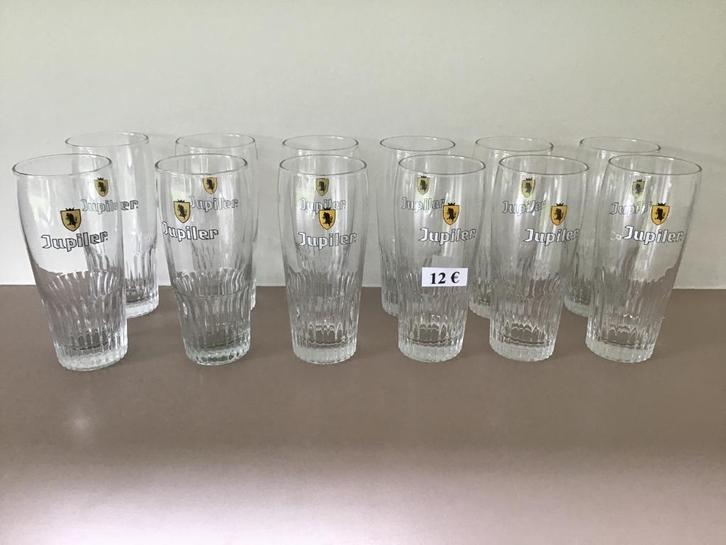 24 sets van gelijke bierglazen aan 1 euro per glas, Huis en Inrichting, Keuken | Servies, Zo goed als nieuw, Glas, Ophalen of Verzenden