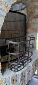 Smeedijzeren mand voor houtblokken, Enlèvement, Utilisé, Bois