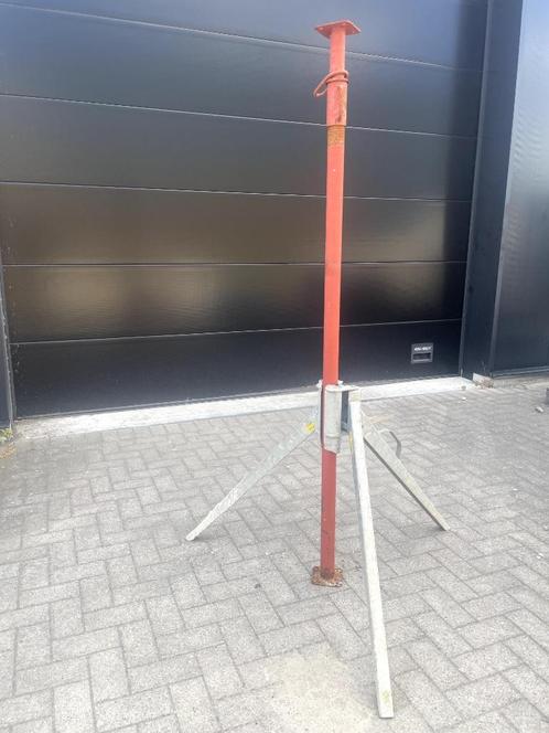 stippen  stiepen  schoren  driepoot  stempelstatief, Doe-het-zelf en Bouw, Overige Doe-Het-Zelf en Bouw, Zo goed als nieuw, Ophalen