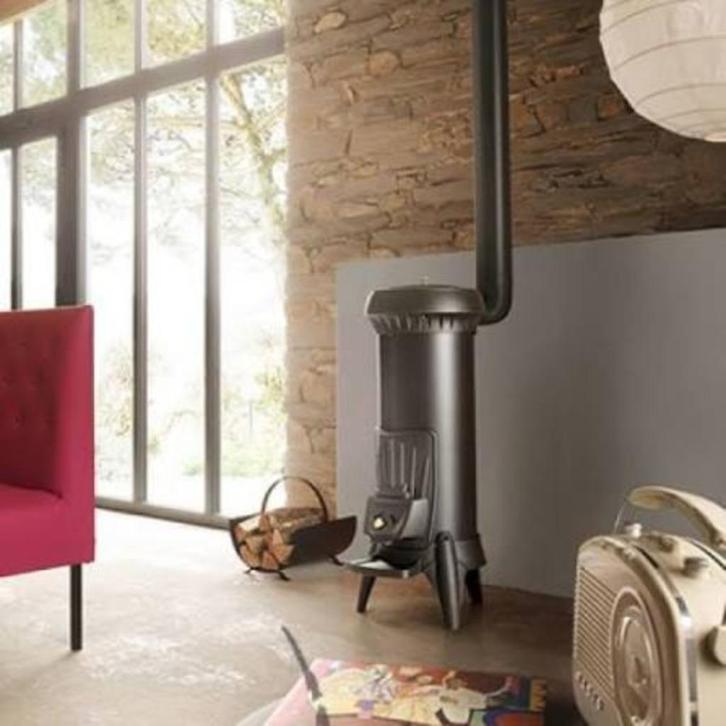 Poêle à bois en fonte "Invicta SOREL", Huis en Inrichting, Kachels, Nieuw, Houtkachel, Hout, Ophalen of Verzenden