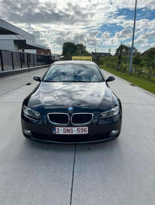 Verkoop Bmw e92 benzine 2009, Auto's, BMW, Particulier, 3 Reeks, Benzine, Euro 6, Coupé, 3 deurs, Handgeschakeld, Zwart, Zwart