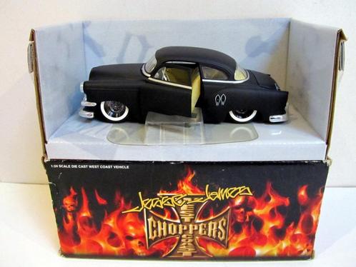 1952 Chevy Coupe West Coast Choppers Lowrider + Boîte (1:24), Hobby & Loisirs créatifs, Voitures miniatures | 1:24, Comme neuf