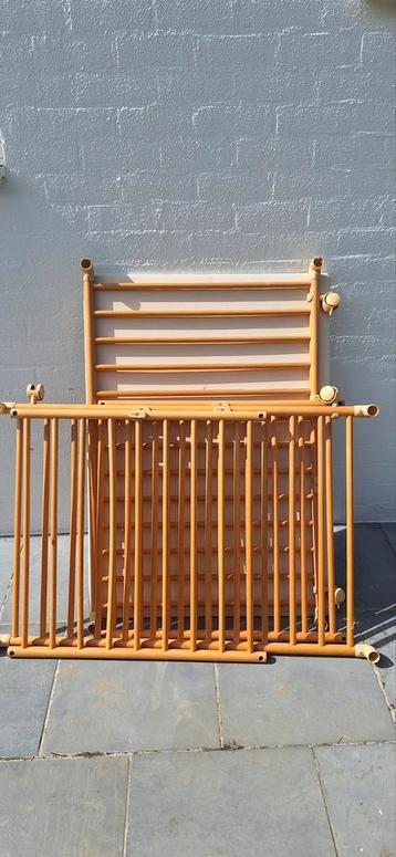 Houten babypark beschikbaar voor biedingen