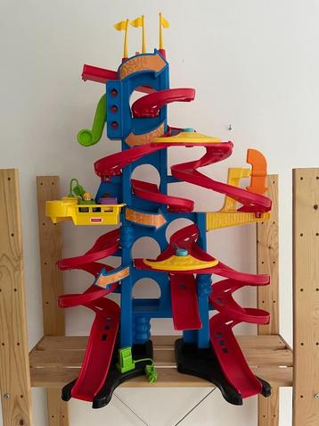 speelgoedgarage Fisher- Price beschikbaar voor biedingen