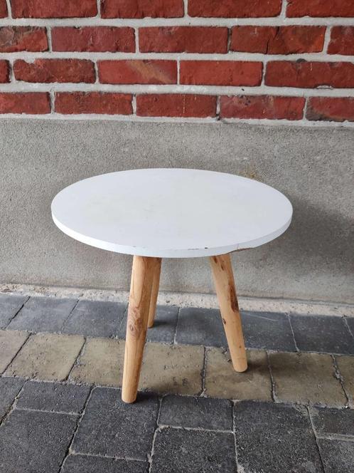tafeltje, Huis en Inrichting, Tafels | Bijzettafels, Gebruikt, Rond, Minder dan 45 cm, Minder dan 55 cm, Hout, Ophalen