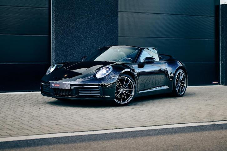 Porsche 992 cabrio Sportuitlaat/volleder/21"Classic/111-punt, Auto's, Porsche, Bedrijf, Te koop, ABS, Achteruitrijcamera, Adaptieve lichten