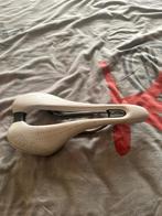 Selle italia zadel, Fietsen en Brommers, Fietsonderdelen, Ophalen, Zo goed als nieuw, Algemeen, Zadel