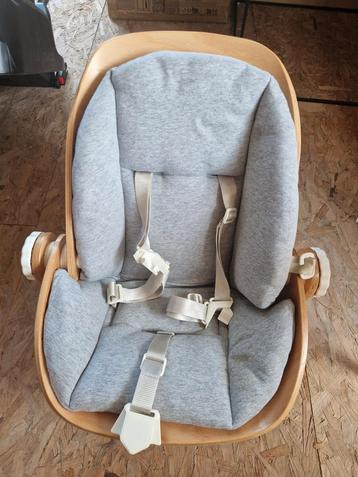 Childhome evolu newborn opzetstuk babystoel beschikbaar voor biedingen