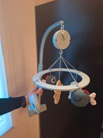Muziekmobiel Done By Deer beschikbaar voor biedingen