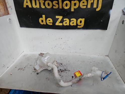 Ruitensproeiertank voor van een Skoda Citigo, Auto-onderdelen, Ruiten en Toebehoren, Skoda, Gebruikt, 3 maanden garantie, Ophalen of Verzenden