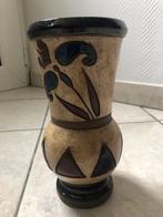 Vase en gré signé, Antiquités & Art, Antiquités | Céramique & Poterie