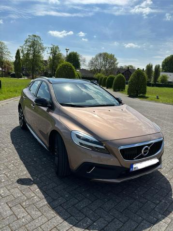 Volvo V40 CROSS COUNTRY T3 AUT SUMMUM FULL OPTION km 35.646, Cuir, Achat, Euro 6, Carnet d'entretien