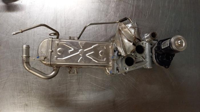 EGR koeler van een Volkswagen Touran, Auto-onderdelen, Uitlaatsystemen, Volkswagen, Gebruikt, 3 maanden garantie, Ophalen of Verzenden