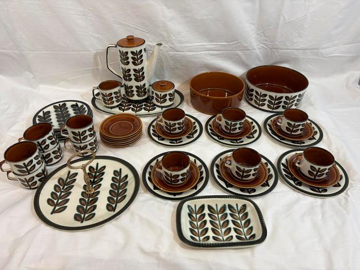Boch Rambouillet koffieservies 12pers +extra, Antiek en Kunst, Antiek | Servies compleet, Ophalen