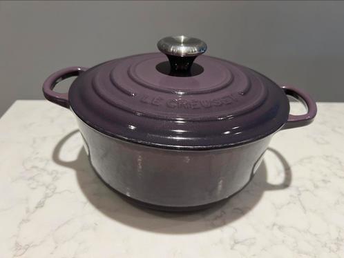 Le Creuset Cassis 20 cm en très bon état., Maison & Meubles, Cuisine | Casseroles & Poêles, Comme neuf, Poêle à frire ou Sauteuse