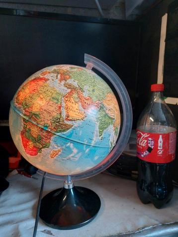 Globe 40cm de haut