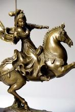 Cavalière jouant au polo. Bronze, Ophalen of Verzenden