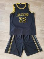 Basketbal shirt + short, Enlèvement ou Envoi, Comme neuf, Vêtements