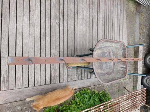 oude metalen staaf met vleeshaken, Antiek en Kunst, Curiosa en Brocante, Ophalen