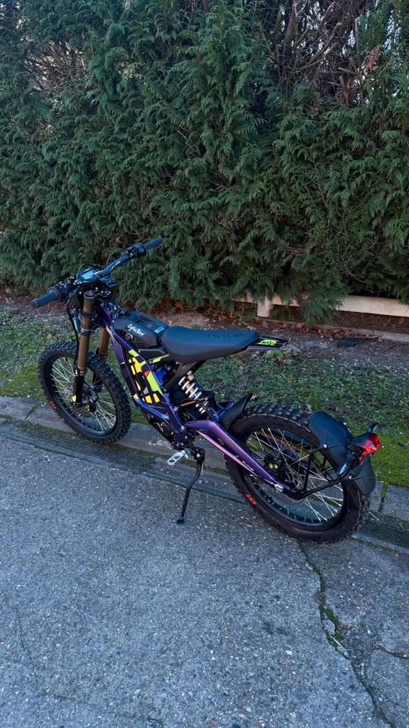 Surron, Fietsen en Brommers, Elektrische fietsen, Zo goed als nieuw, 50 km per accu of meer, Ophalen