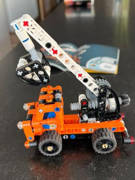 Lego Technic Hoogtewerker 42088, Kinderen en Baby's, Speelgoed | Duplo en Lego, Gebruikt, Lego, Complete set, Ophalen of Verzenden