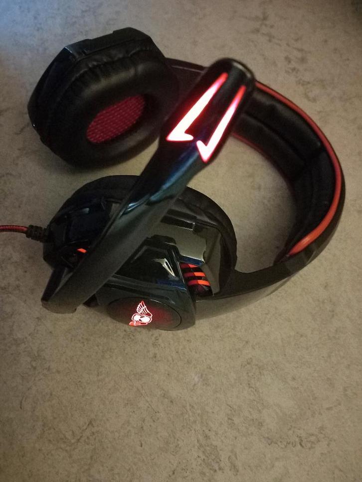 No Fear  -headset voor gaming, Computers en Software, Headsets, Nieuw, Bedraad, Gaming headset, Inklapbare microfoon, Volumeregelaar