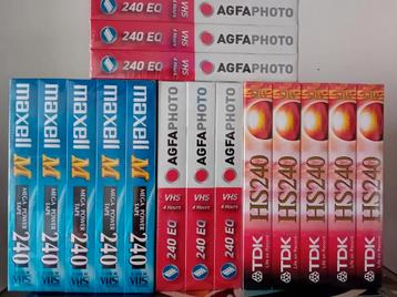 16 nieuwe VHS tapes beschikbaar voor biedingen