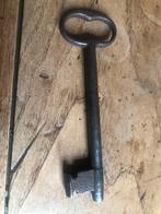 Oude smeedijzeren sleutelsleutel 1850-1851, Antiek en Kunst, Antiek | Gereedschap en Instrumenten, Ophalen of Verzenden