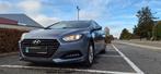 Hyundai i40 estate 1.7D  115pk - Mineral Blue (2016)-Euro 6b, Auto's, Hyundai, Voorwielaandrijving, Stof, 4 cilinders, 110 g/km