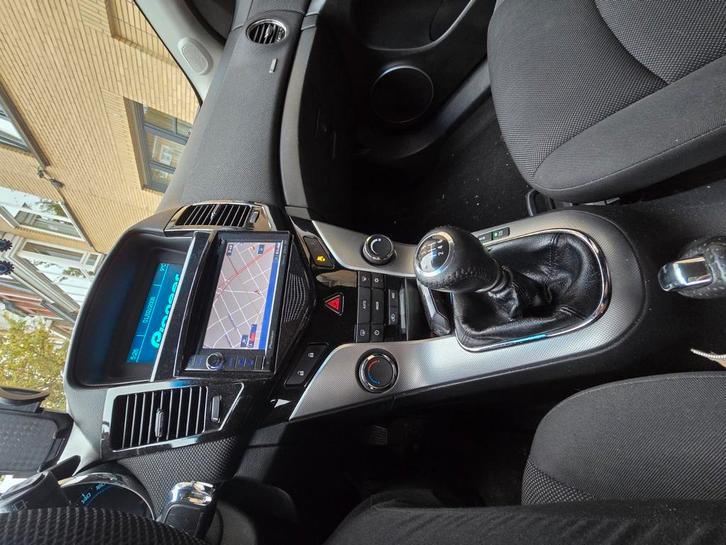 186000 KM

2012/96KW-131PK

-ABS
• Airbag bestuurder

Airbag, Autos, Chevrolet, Particulier, Cruze, ABS, Airbags, Air conditionné