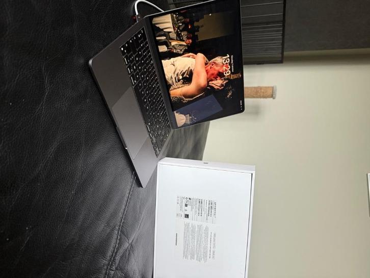 MacBook Air 13.6 inch 256 GB, Computers en Software, Apple Macbooks, Zo goed als nieuw, MacBook Air, 13 inch, Onbekend, 256 GB