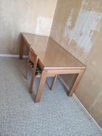 Grand bureau en bois massif années 90 avec plateau en verre, Enlèvement