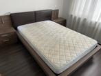 Bed 140 X 200 met 2 nachttafels, Ophalen, Gebruikt, Bruin, Tweepersoons