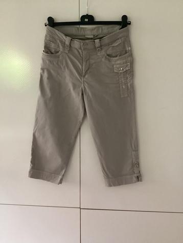 Korte beige broek green ice maat 36 beschikbaar voor biedingen