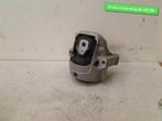 SUPPORT MOTEUR DROIT Audi A4 Avant (B8) (8R0199381AJ), Autos : Pièces & Accessoires, Utilisé, Audi