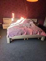 Bed met nachtkastjes, Ophalen, Zo goed als nieuw
