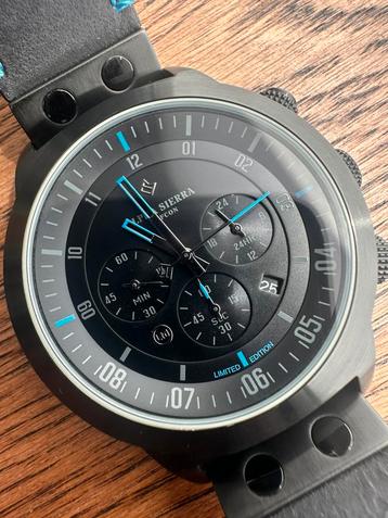 DefCon LGM 30BL Quartz horloge beschikbaar voor biedingen