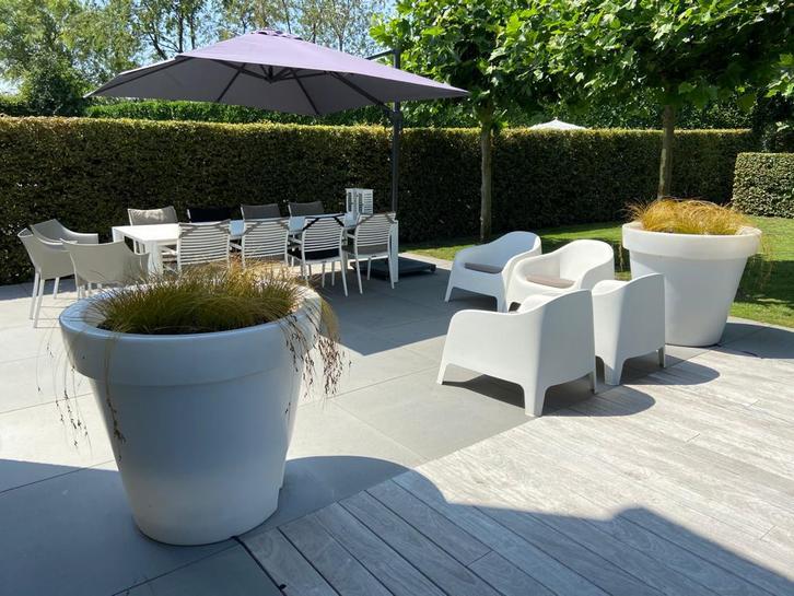 Witte buitenbloempotten met licht, Tuin en Terras, Bloempotten, Gebruikt, Kunststof, Tuin, 70 cm of meer, 40 cm of meer, Rond