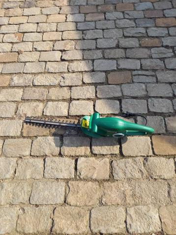 Heggeschaar van powerplus beschikbaar voor biedingen