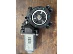 Moteur de vitre portière d'un Nissan Qashqai, Autos : Pièces & Accessoires, Carrosserie & Tôlerie, Enlèvement ou Envoi, 3 mois de garantie