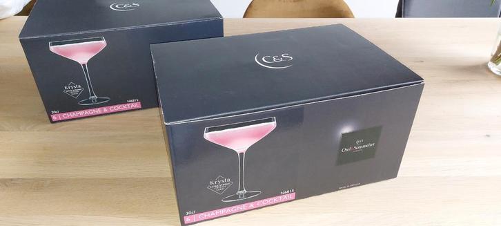 2 x 6 coupes à champagne « Chef&Sommelier », Maison & Meubles, Cuisine | Vaisselle, Neuf, Verre ou Verres, Uni, Verre, Enlèvement