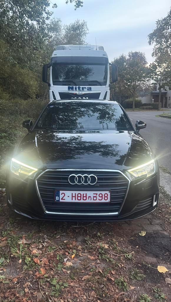 Audi a3 sportpack 2018, Auto's, Audi, Particulier, A3, Achteruitrijcamera, Benzine, Onderhoudsboekje, Ophalen